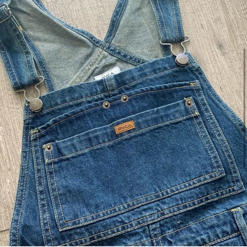 - 🦋 RVCA SLOUCHER DENIM OVERALLS FOR WOMEN 🦋 - Picture 3 of 6